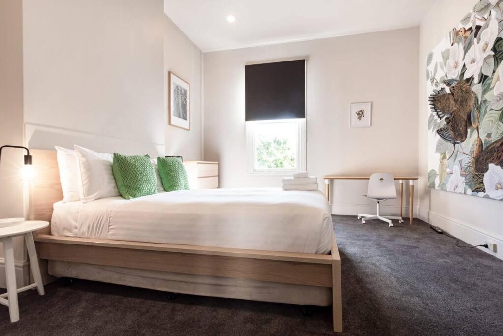 Generous Victorian Terrace In Cbd - Parking & Wifi Apartment ลอนเชสตัน ภายนอก รูปภาพ